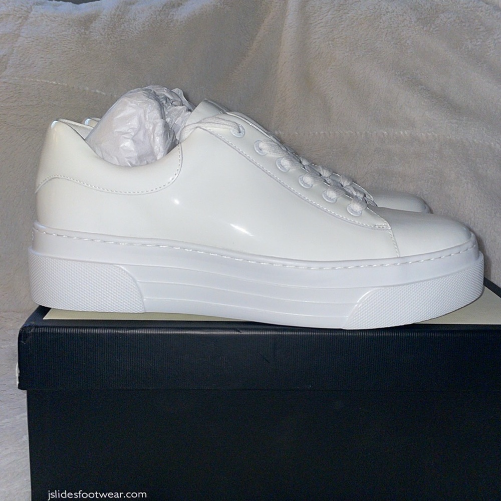 NWT J/SLIDES AMANDA PATENT Leather White Sneaker - Picture 6 of 13